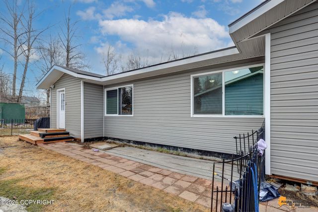 400 Fischer Avenue, Anchorage, AK 99518