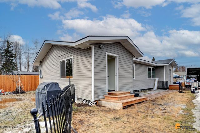 400 Fischer Avenue, Anchorage, AK 99518