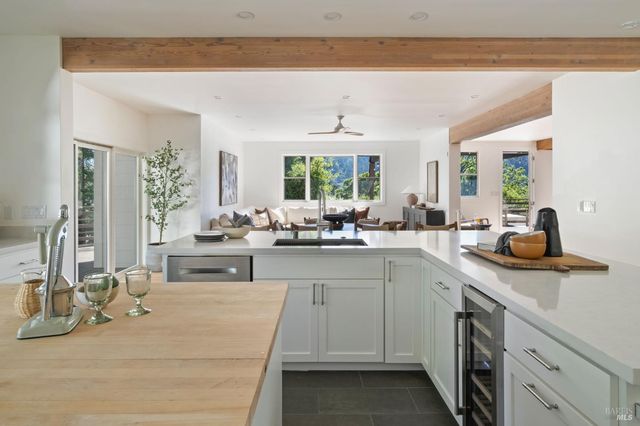 17 Madrone Ave, Woodacre, CA 94973