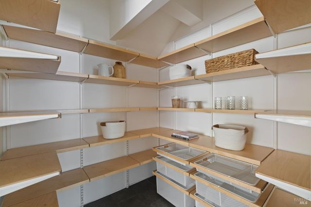 17 Madrone Ave, Woodacre, CA 94973