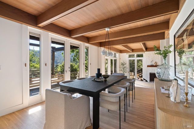 17 Madrone Ave, Woodacre, CA 94973