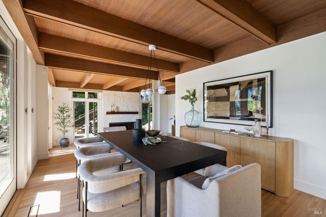 17 Madrone Ave, Woodacre, CA 94973