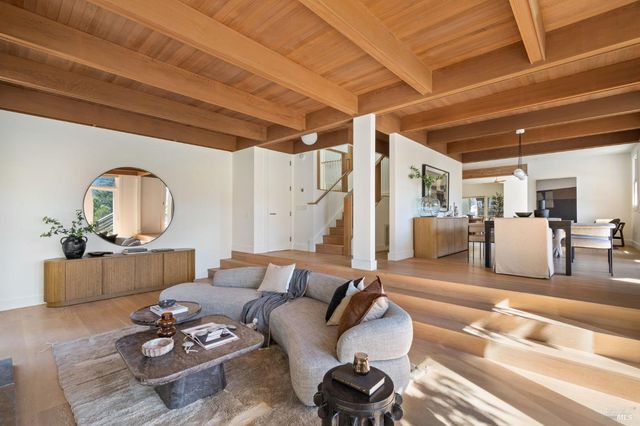 17 Madrone Ave, Woodacre, CA 94973