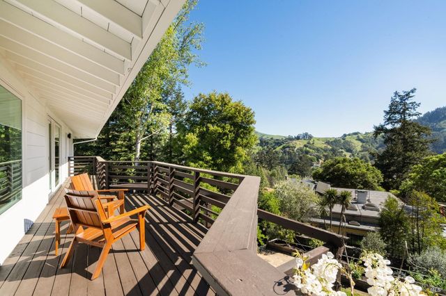 17 Madrone Ave, Woodacre, CA 94973