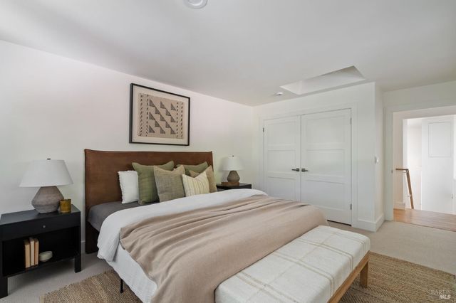 17 Madrone Ave, Woodacre, CA 94973