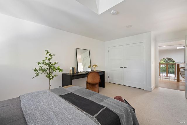 17 Madrone Ave, Woodacre, CA 94973