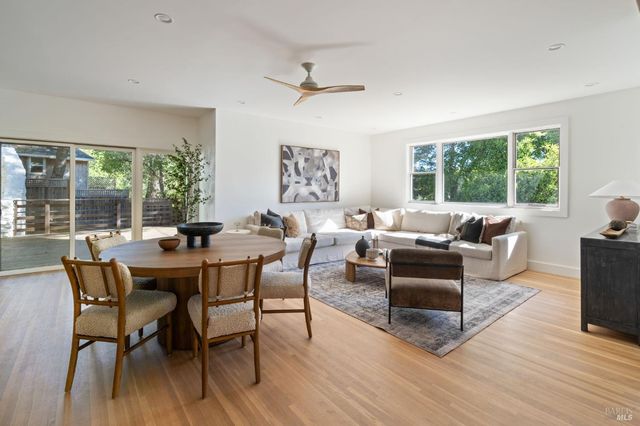 17 Madrone Ave, Woodacre, CA 94973