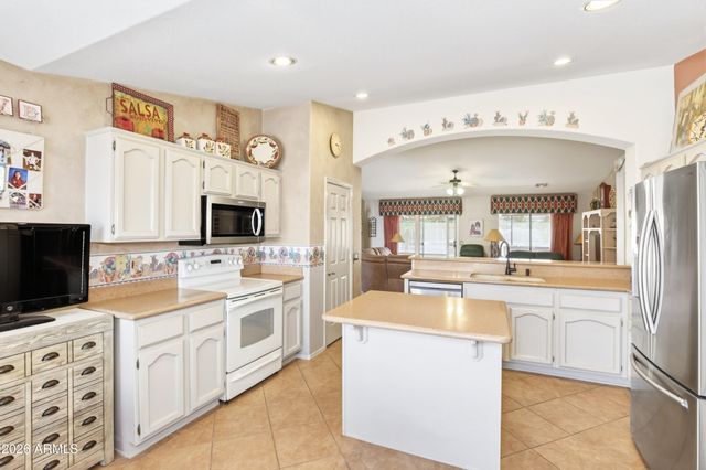 9043 E COOPERS HAWK Drive, Sun Lakes, AZ 85248