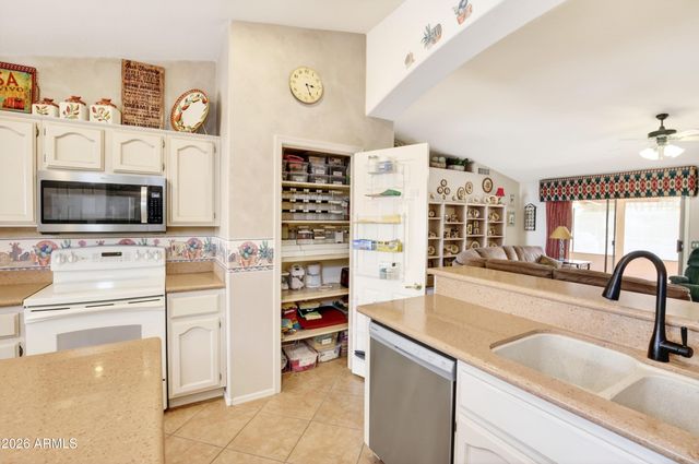 9043 E COOPERS HAWK Drive, Sun Lakes, AZ 85248