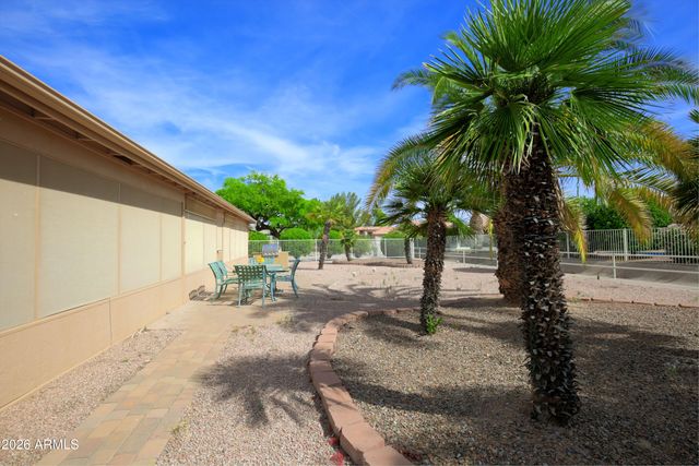 9043 E COOPERS HAWK Drive, Sun Lakes, AZ 85248