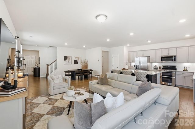 3039 Glenn Hope Way, Matthews, NC 28104