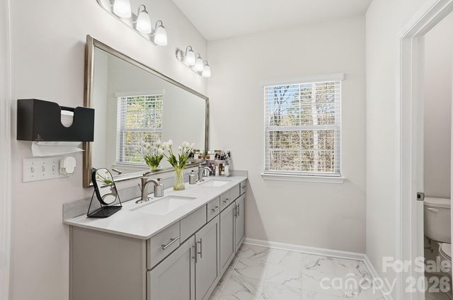 3039 Glenn Hope Way, Matthews, NC 28104