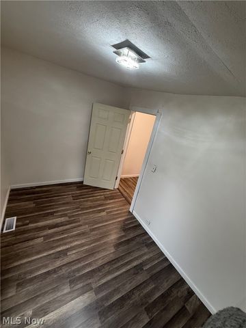 1604 Newman Avenue, Lakewood, OH 44107