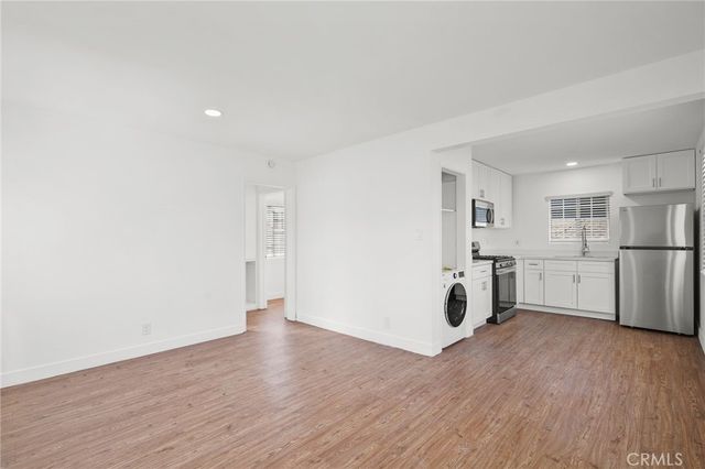 530 Almond Ave, Long Beach, CA 90802