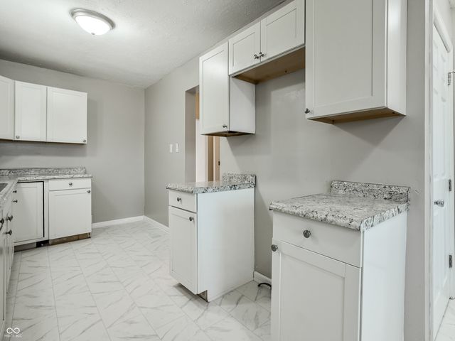 938 N Gray Street, Indianapolis, IN 46201