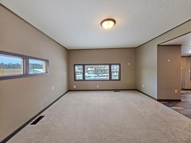 105 W Main Street W, Osakis, MN 56360