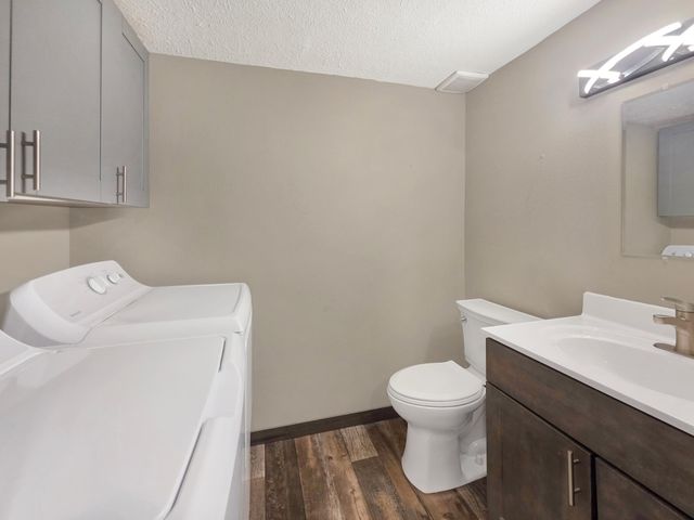 105 W Main Street W, Osakis, MN 56360