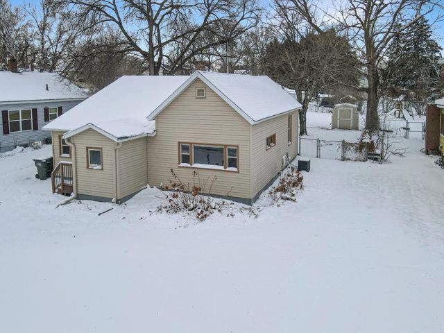 105 W Main Street W, Osakis, MN 56360