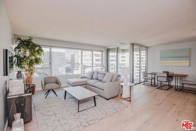 3460 W 7th Street 804, Los Angeles, CA 90005