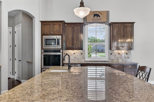 3908 Chapel Court, Double Oak, TX 75028