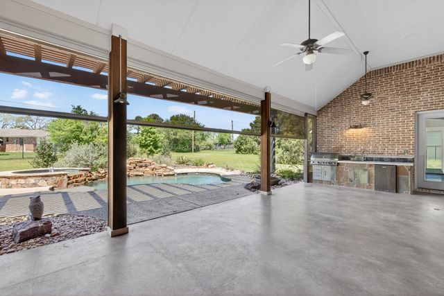 3908 Chapel Court, Double Oak, TX 75028