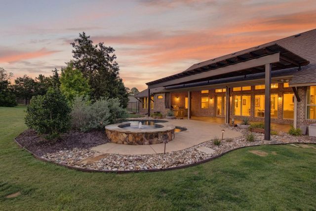 3908 Chapel Court, Double Oak, TX 75028