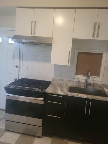 25 Fressenden 2, Boston, MA 02126