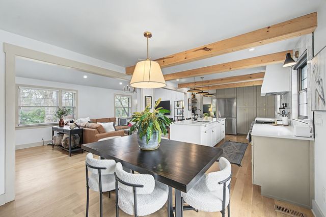 4912 Trousdale Dr, Nashville, TN 37220