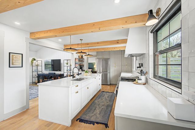 4912 Trousdale Dr, Nashville, TN 37220