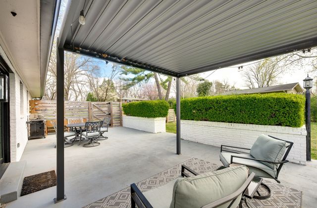 4912 Trousdale Dr, Nashville, TN 37220