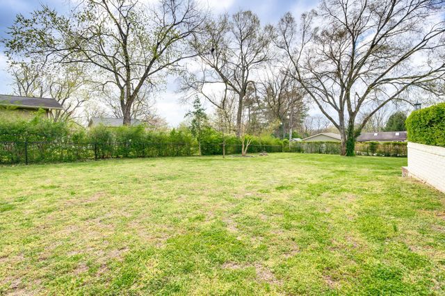 4912 Trousdale Dr, Nashville, TN 37220