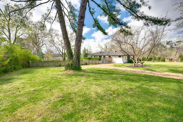 4912 Trousdale Dr, Nashville, TN 37220