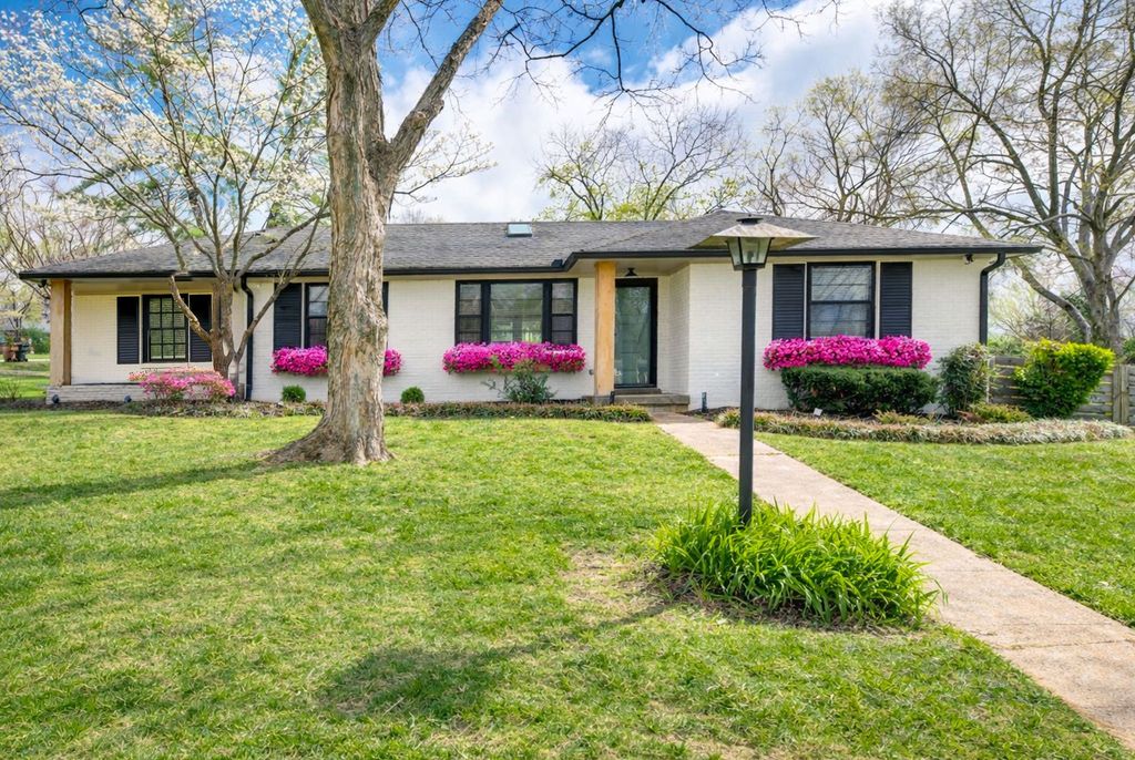 4912 Trousdale Dr, Nashville, TN 37220