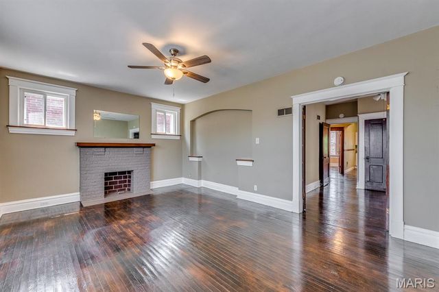 3929 Minnesota Avenue, St Louis, MO 63118