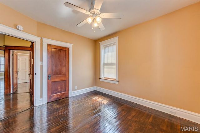 3929 Minnesota Avenue, St Louis, MO 63118