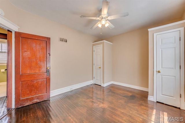 3929 Minnesota Avenue, St Louis, MO 63118
