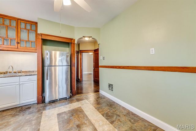 3929 Minnesota Avenue, St Louis, MO 63118