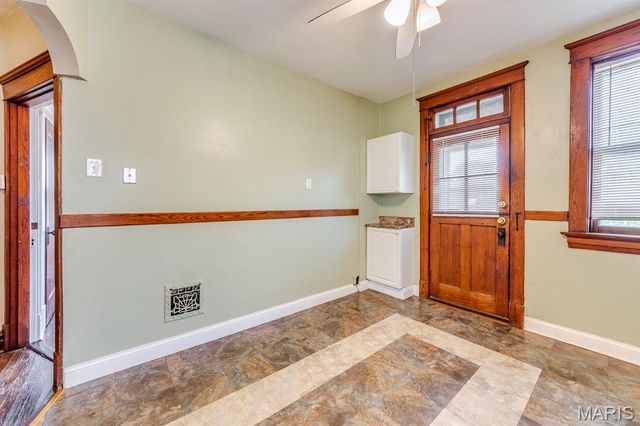 3929 Minnesota Avenue, St Louis, MO 63118