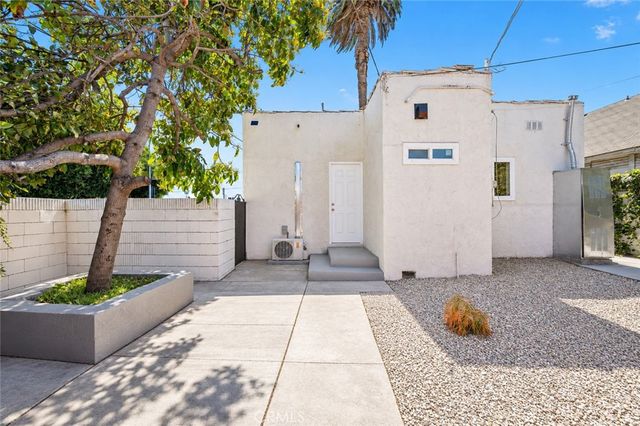 3101 W 60th Street, Los Angeles, CA 90043