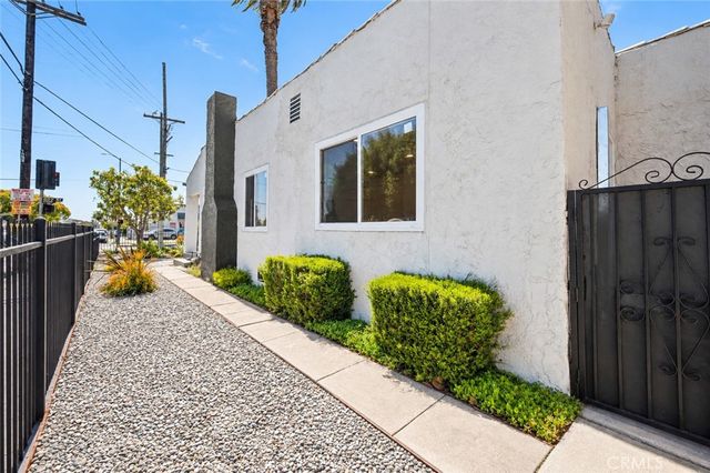 3101 W 60th Street, Los Angeles, CA 90043