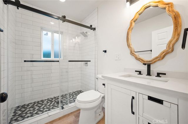 3101 W 60th Street, Los Angeles, CA 90043