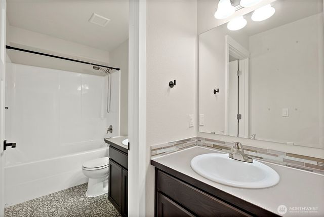 806 Mandee Street SE, Lacey, WA 98513