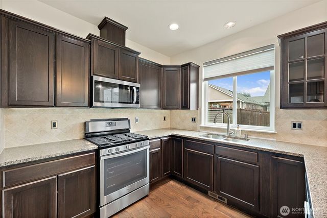 806 Mandee Street SE, Lacey, WA 98513