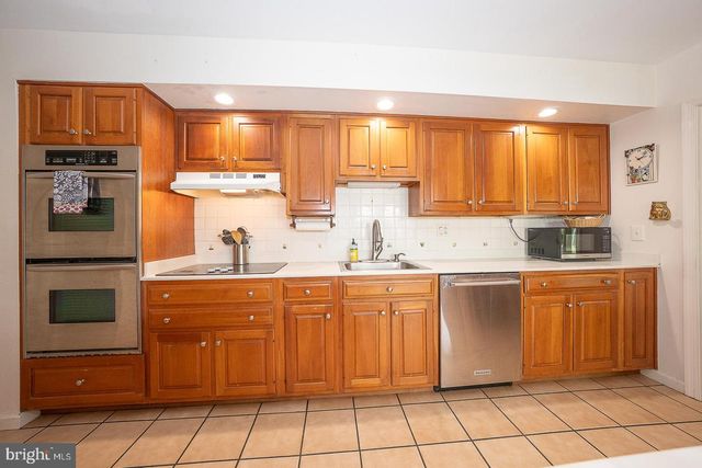 1120 NORSAM RD, Gladwyne, PA 19035