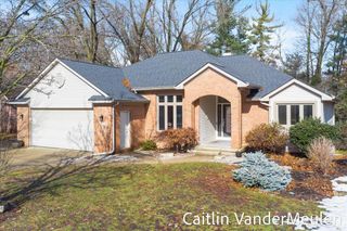 2627 Golfbury Drive Sw, City Of Wyoming, MI 49519