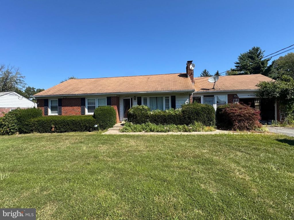10319 BETHESDA CHURCH RD, Damascus, MD 20872