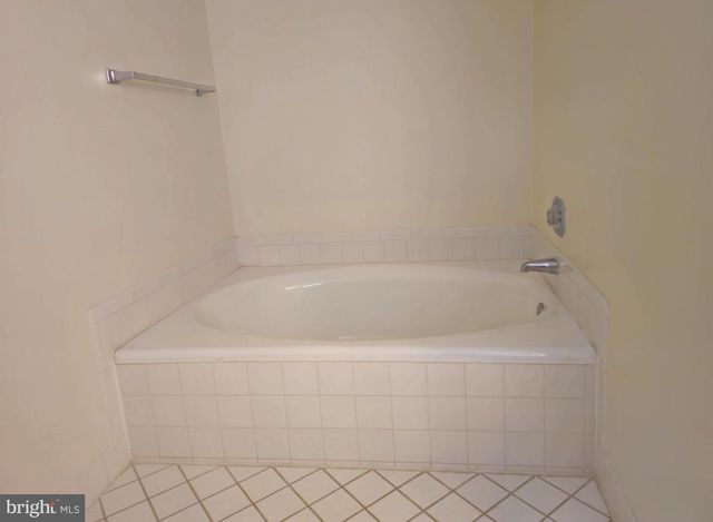 4507 HIGHLAND GREEN CT, Alexandria, VA 22312