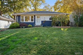 9740 Old Warson Road, Rock Hill, MO 63124