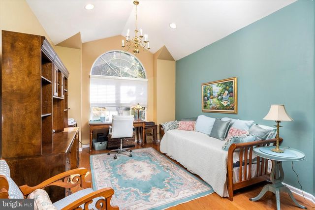 124 RIDGWAY DR, Bordentown, NJ 08505