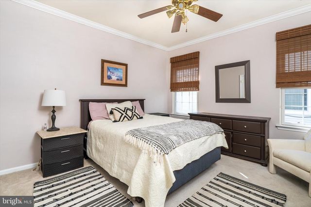 124 RIDGWAY DR, Bordentown, NJ 08505